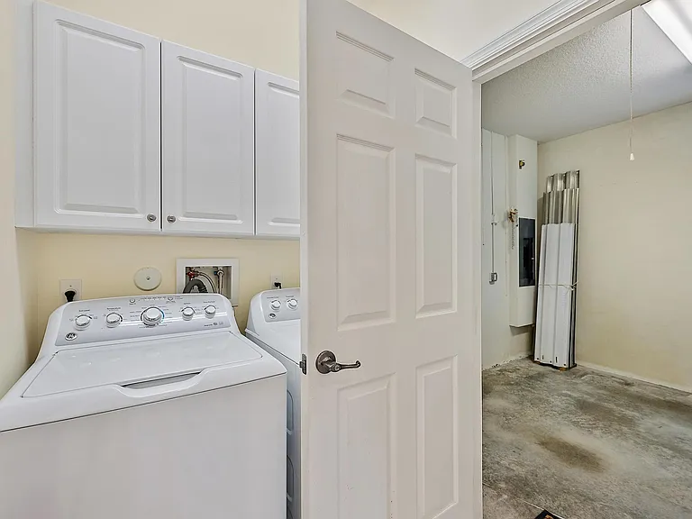 19043 SE Jupiter River Dr #COTTAGE — Photo 12