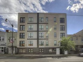 1827 Benning Rd NE - Dilan Inv