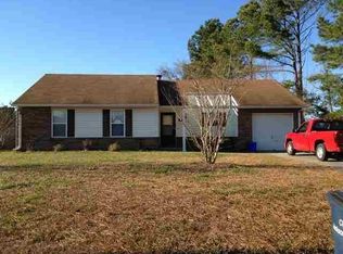 202 Dennis Rd, Jacksonville, NC 28546