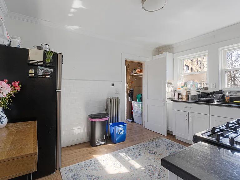 6 Endicott Ave — Photo 11
