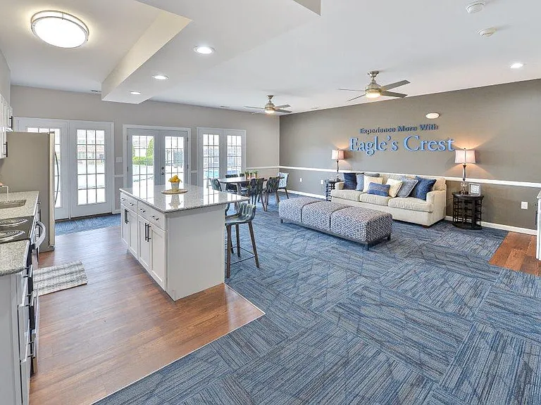 Eagles Crest Apartment Homes — Photo 13