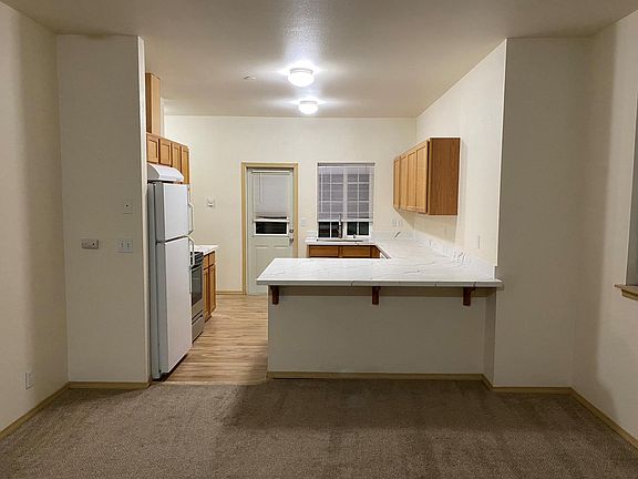 3rd image of 3110 S 43rd St APT A