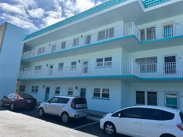 5940 30th Ave S APT 203, Gulfport, FL 33707