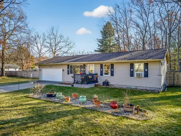 2341 Pillon Rd, Twin Lake, MI 49457
