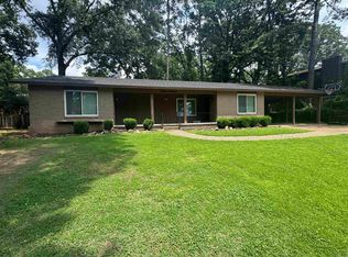 1311 Starfield Rd, N Little Rock, AR 72116
