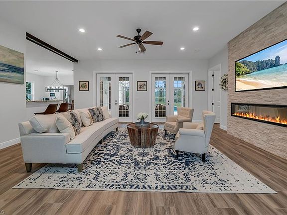 3rd image of 15370 N Pebble LN
