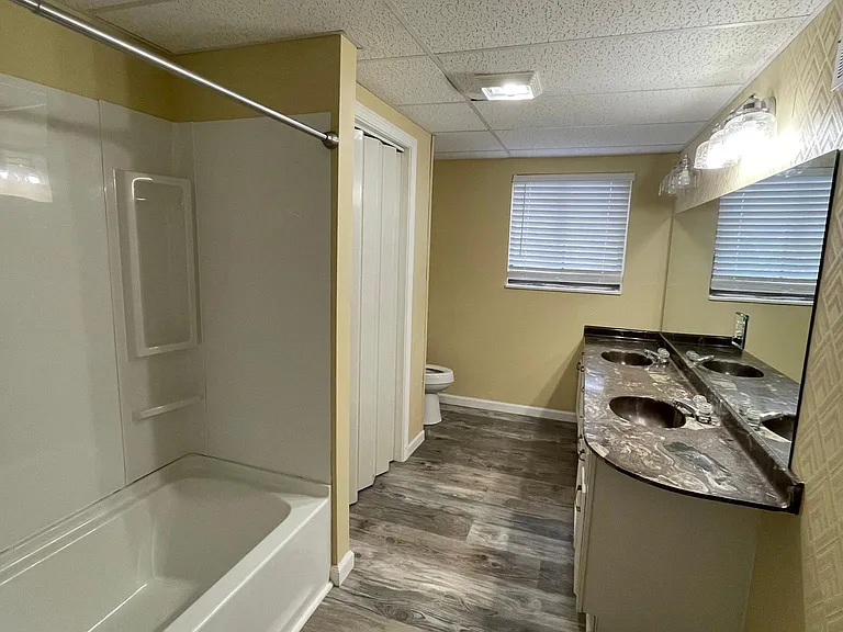928 Crique Side Dr #1 — Photo 9