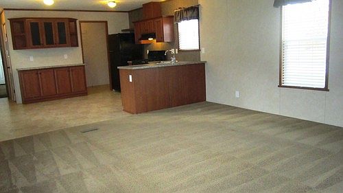 5th image of 876 Buttonwood Dr