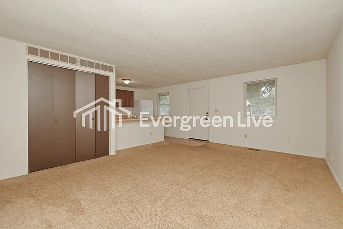 8223 Mount Charles Dr — Photo 5