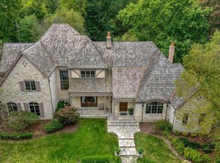 13 Ridgecreek Rd, Saint Louis, MO 63141