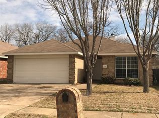 2108 Hummingbird Way, Mesquite, TX 75181