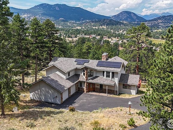 2nd image of 2068 Uplands Cir