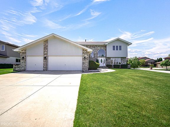 2nd image of 7819 Lakeside Dr