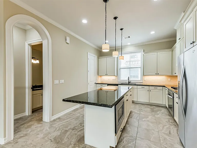 11115 Olympia Dr — Photo 18