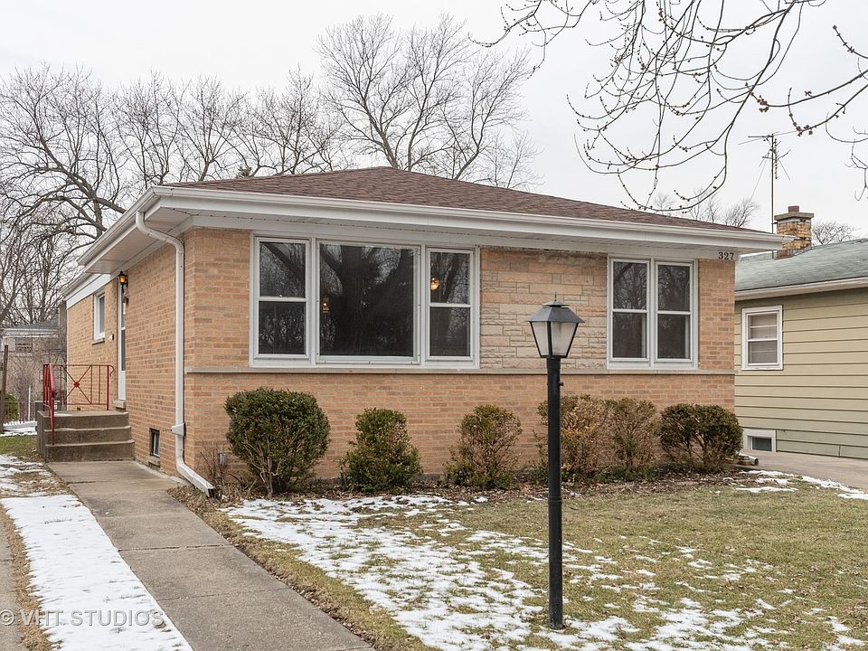 1st image of 327 Leclaire Ave