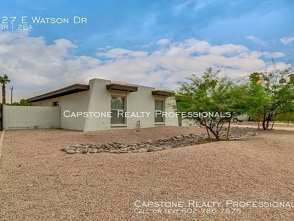 3rd image of 927 E Watson Dr