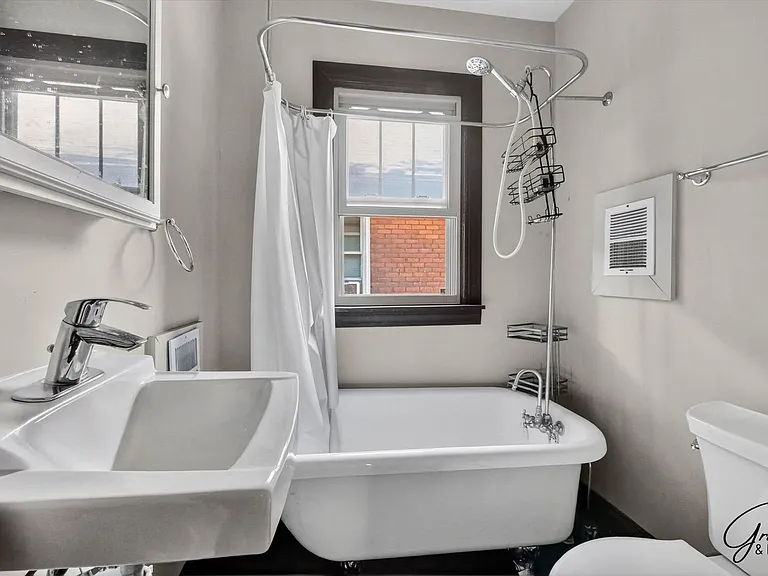 1923 W Bethune - James Landy — Photo 15
