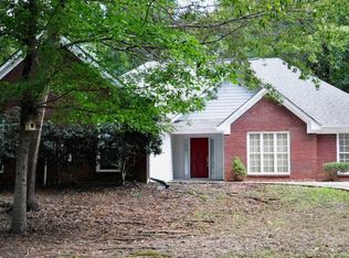 8130 Shadow Ln, Bethlehem, GA 30620