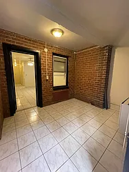 Rented by Best Apartments North Inc