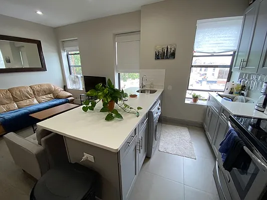 Rented by Mdays Realty | media 19