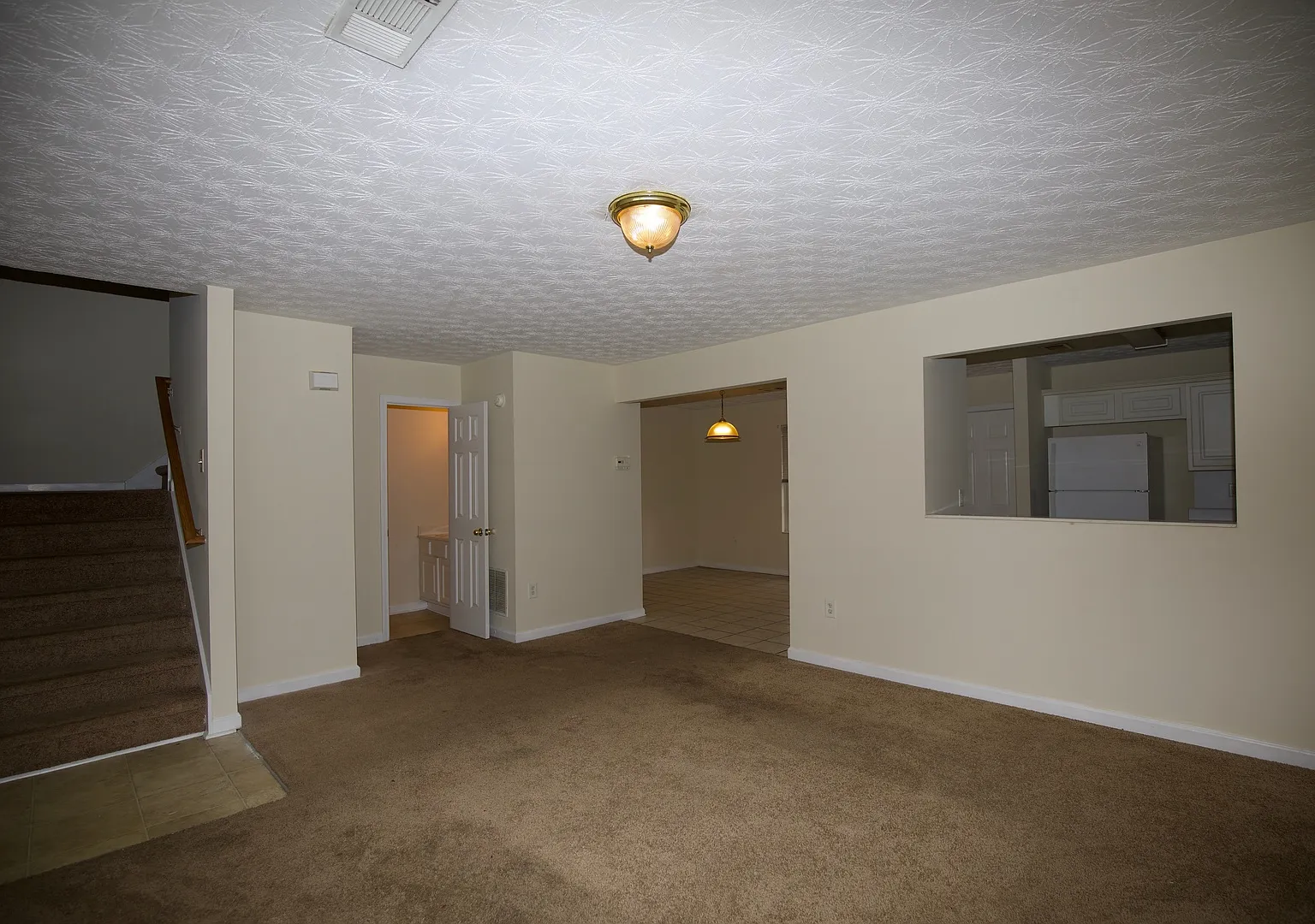 8260 Max Ct — Photo 2