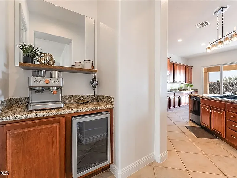 Coffe Bar and Beverage Fridge