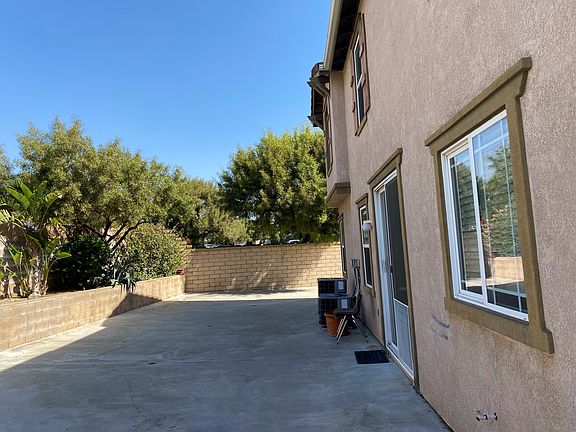 3rd image of 6060 Medinah St