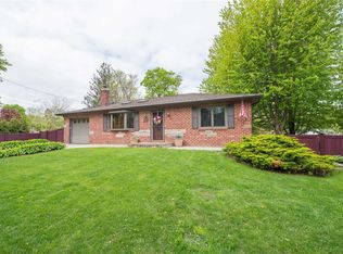 1022 Saint Johnland Rd, Kings Park, NY 11754