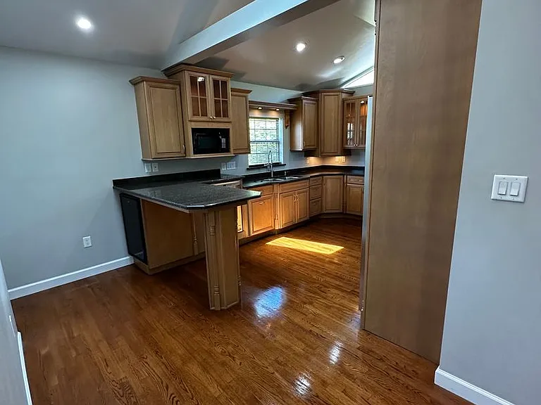 4121 Whistlers Way — Photo 9