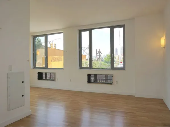 11-05 30th Road image 1 of 17