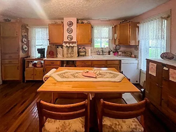 1941 190th Ave, Centuria, WI 54824