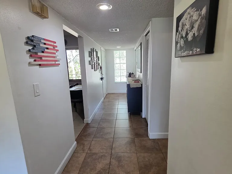 16278 Laurel Dr #202 — Photo 29