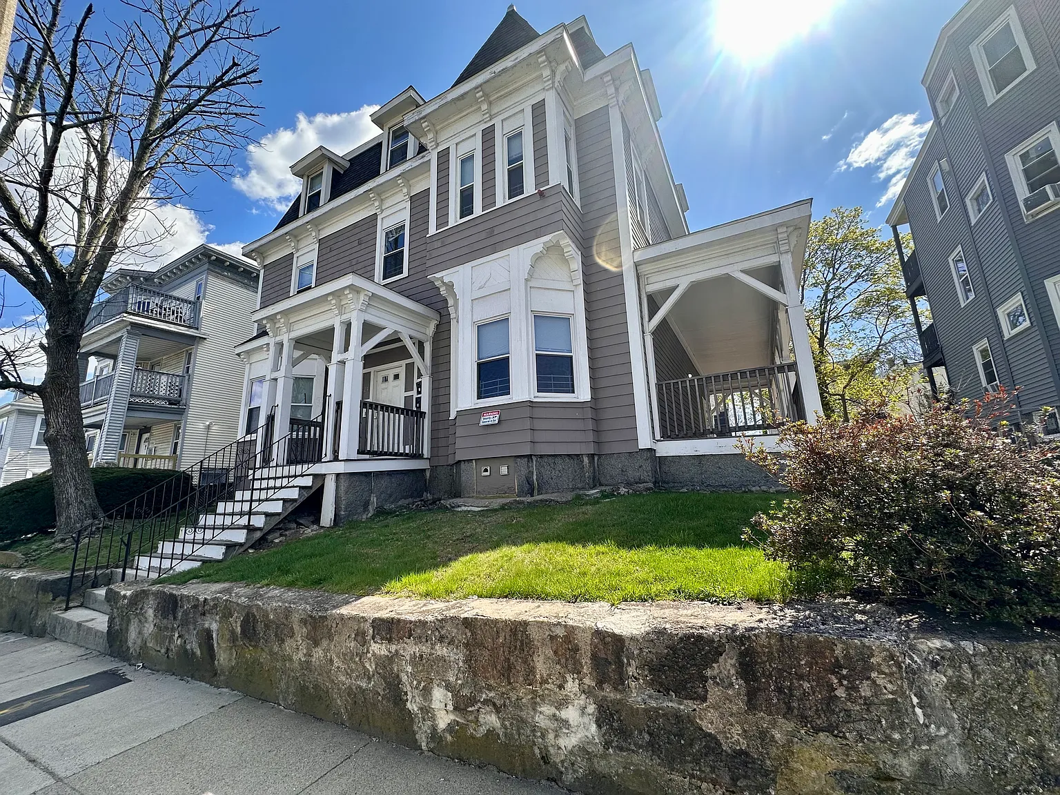 2 bed, 1000 sqft, $2,800 — Photo 1