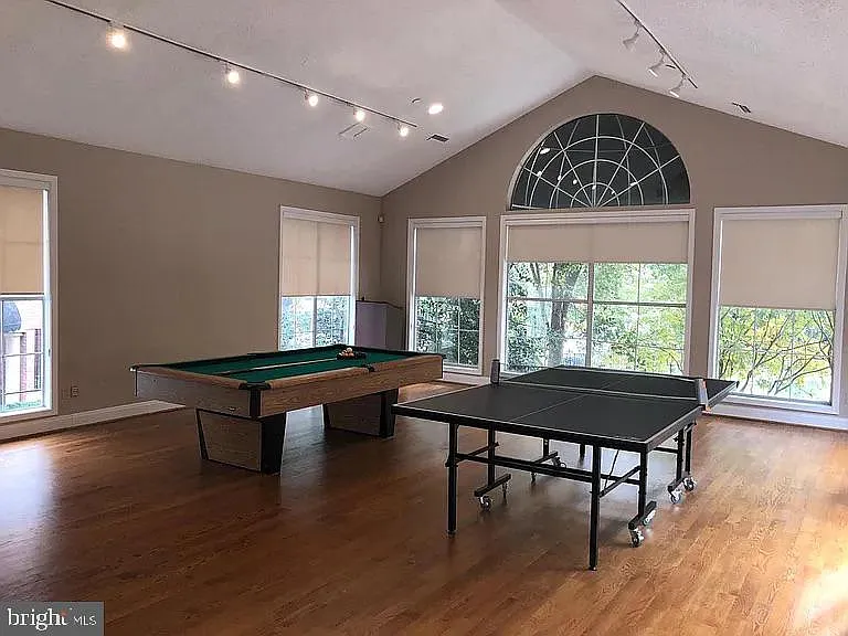 1535 Lincoln Way #102 — Photo 10