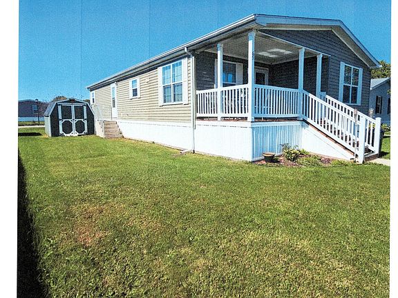 Exterior Image-1-Mansion 65 Lakeview Meadows