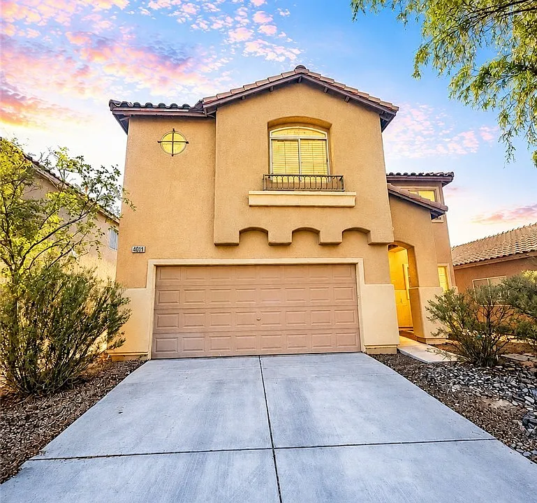 5828 Running Horse Dr