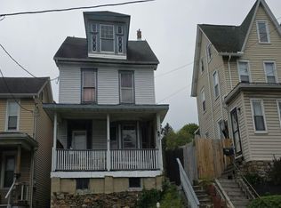 130 Mauch Chunk St, Lehighton, PA 18235