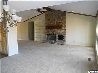 4th image of 6036 Redbud Ln