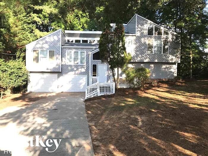 1st image of 4067 Ayers Dr