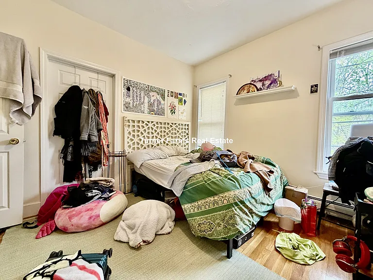 38 Bond St #22 — Photo 15