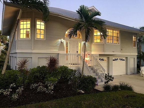 3rd image of 27755 Forester Dr