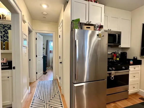 26 Putnam St, Somerville, MA 02143