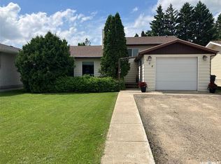 904 Centre St, Nipawin, SK S0E1E0