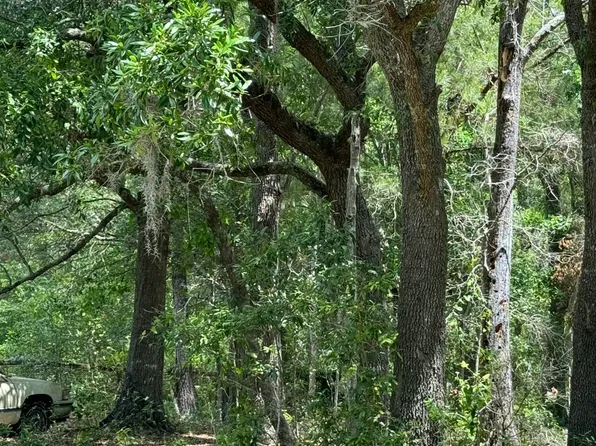 0 Dicks St, Waveland, MS 39576