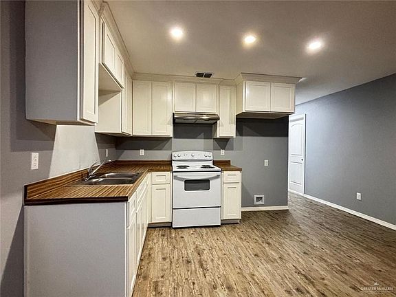 2nd image of 212 S Alex Ave #7