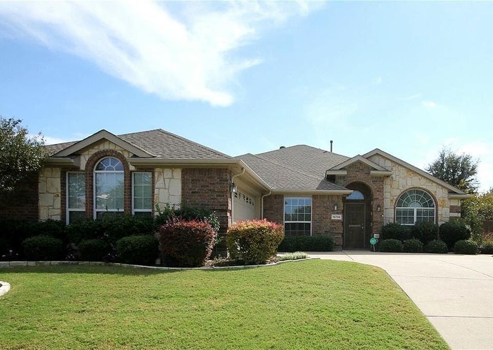 1st image of 15795 Bull Run Dr