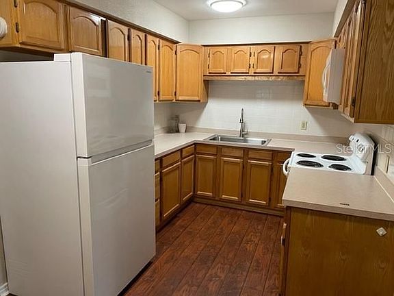 2nd image of 3307 W Vasconia St