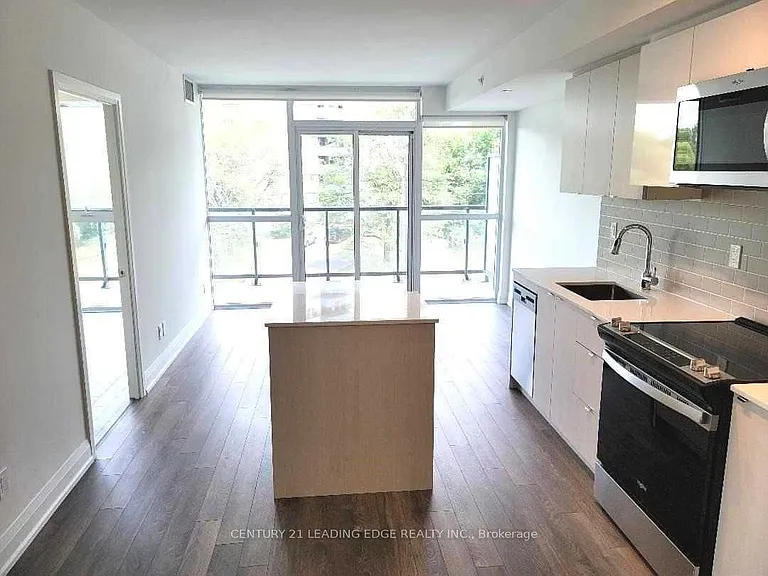 1461 Lawrence Ave W #302 — Photo 19