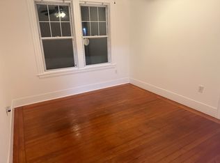 28 Lexington St, Lynn, MA 01902