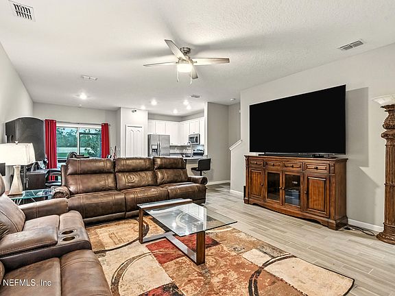 2nd image of 1330 SALT RIDGE Avenue